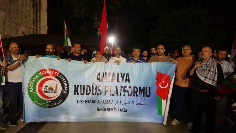 Antalya’da İsrail’in Küresel Sumud Filosu’na Müdahalesine Tepki