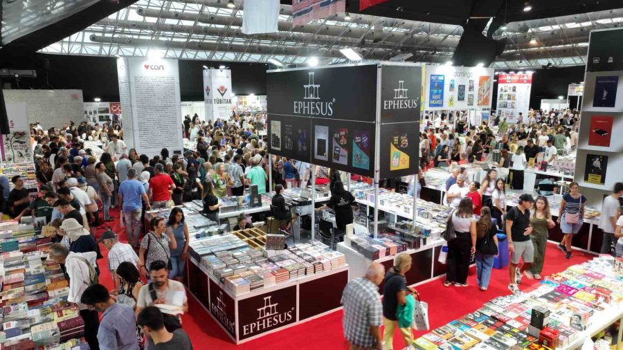 15. Antalya Kitap Fuarı Kapılarını Açtı