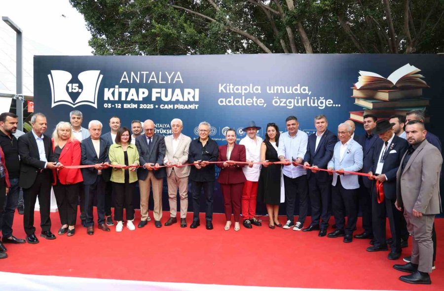 15. Antalya Kitap Fuarı Kapılarını Açtı