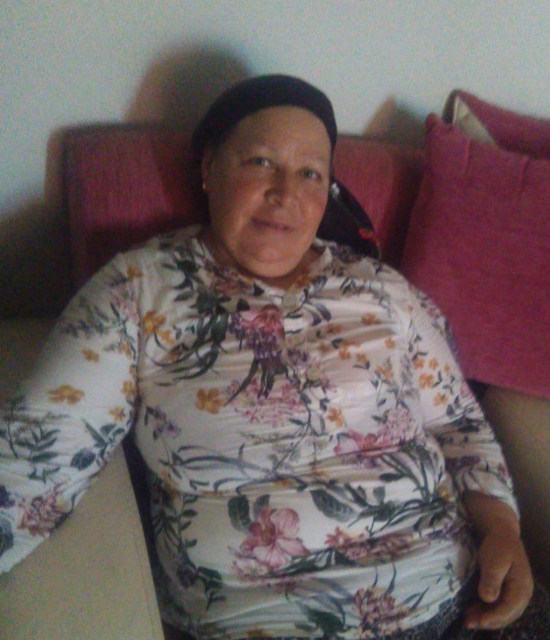 Genç Hemşire, Kazada Yaralanan Teyzesini Hayatta Tutmak İçin Tüm Gücüyle Mücadele Etti