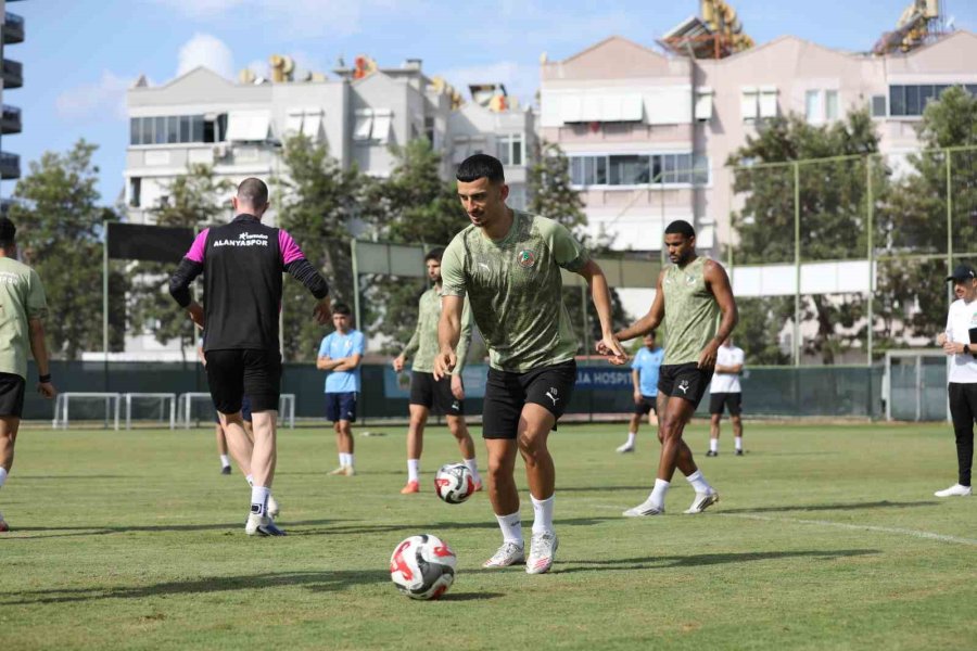 Alanyaspor, Gençlerbirliği Maçı Hazırlıklarını Tamamladı