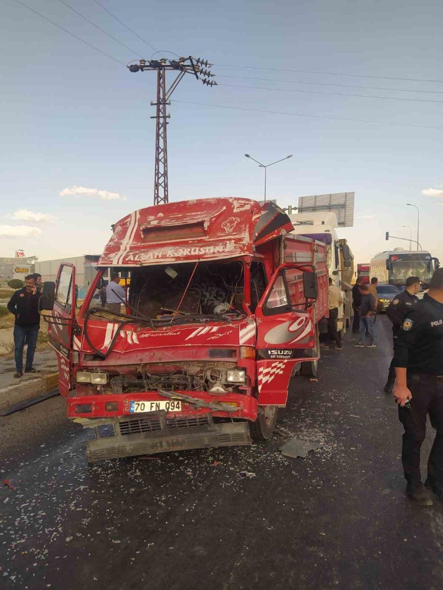 Konya’da Zincirleme Trafik Kazası: 2 Yaralı