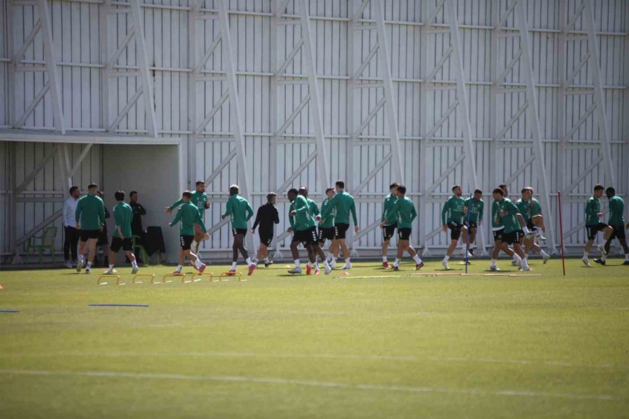 Recep Uçar: "kiminle Oynarsak Oynayalım Kurguladığımız Oyunu Yansıtmaya Çalışıyoruz"