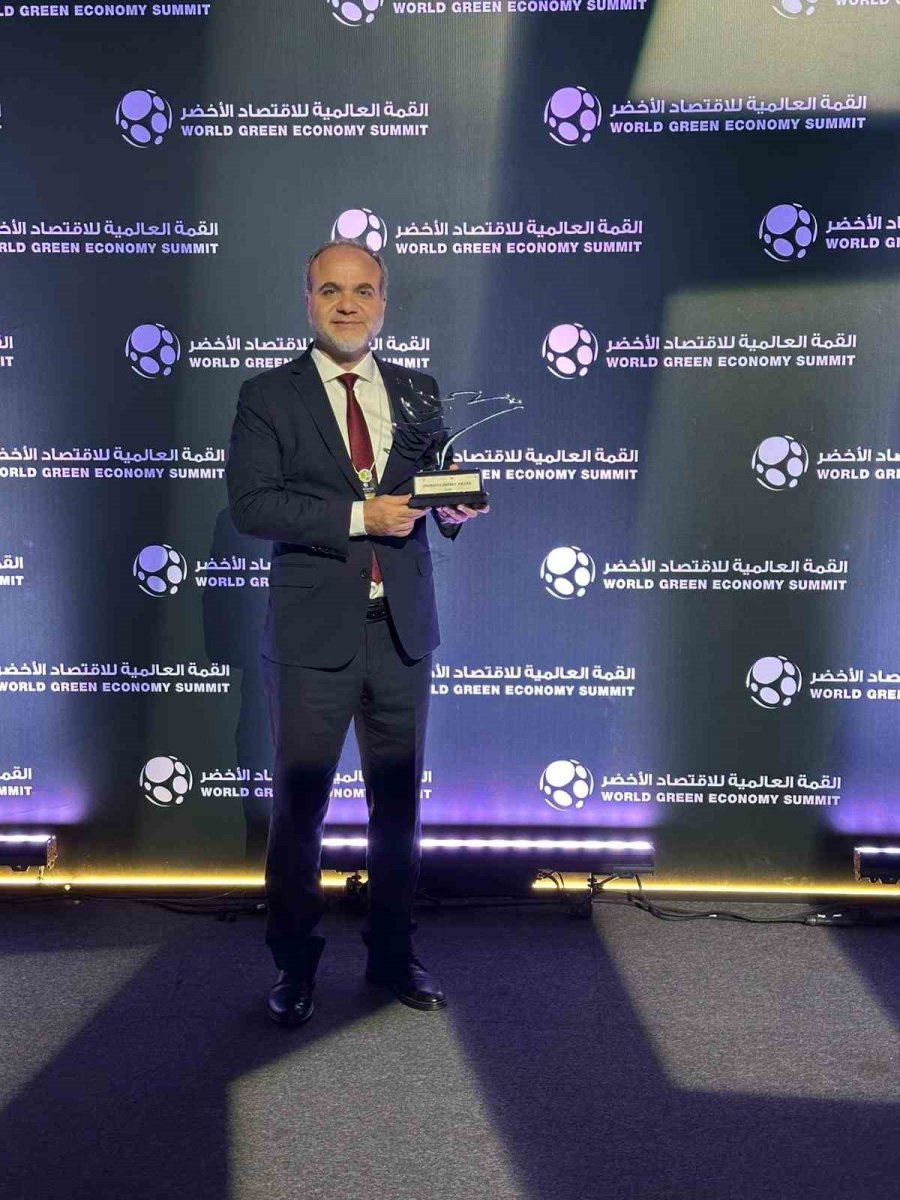 Niğde Ömer Halisdemir Üniversitesi, Dubai Enerji Ödülleri’nde Uluslararası Başarıya İmza Attı