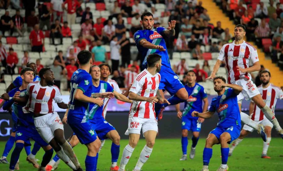Trendyol Süper Lig: Antalyaspor: 2 - Çaykur Rizespor: 5 (maç Sonucu)