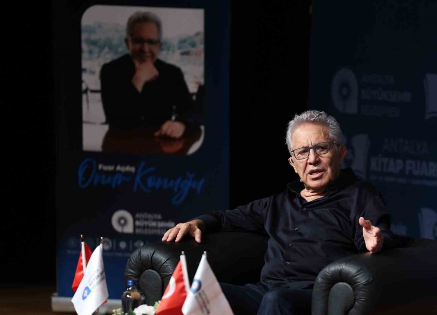 Antalya Kitap Fuarı İlk Gününde Yoğun İlgi Gördü