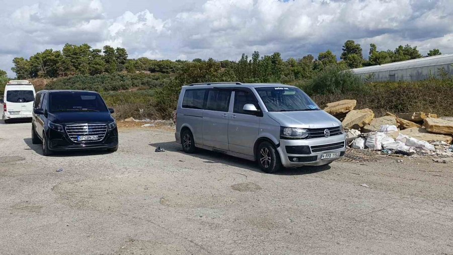 Ekipler Hangi Kazaya Yetişeceğini Şaşırdı: 1 Kilometrelik Mesafede 12 Araçlık 4 Ayrı Zincirleme Kaza