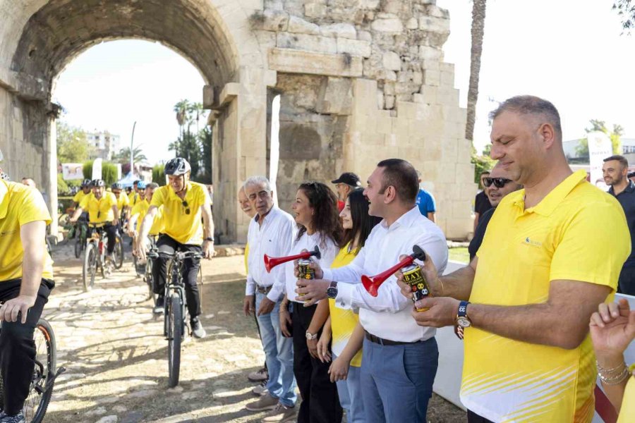 4. Kleopatra Bisiklet Festivali Renkli Görüntülerle Başladı