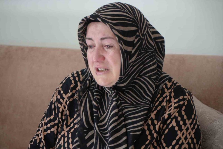 Kayıp Gençten 1,5 Yıldır Haber Alamayan Aile Perişan