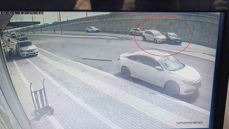 Yasağa Aldırış Etmeyen Sürücünün Hatası Kazayla Sonuçlandı: 1 Yaralı