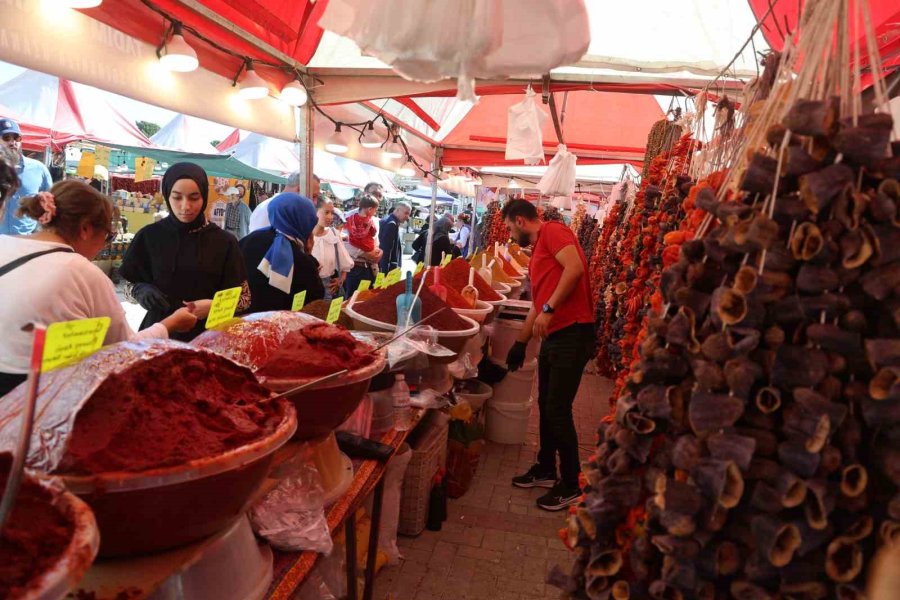 Çeşit Çeşit Erzurum Yöresel Ürünü Konya’da