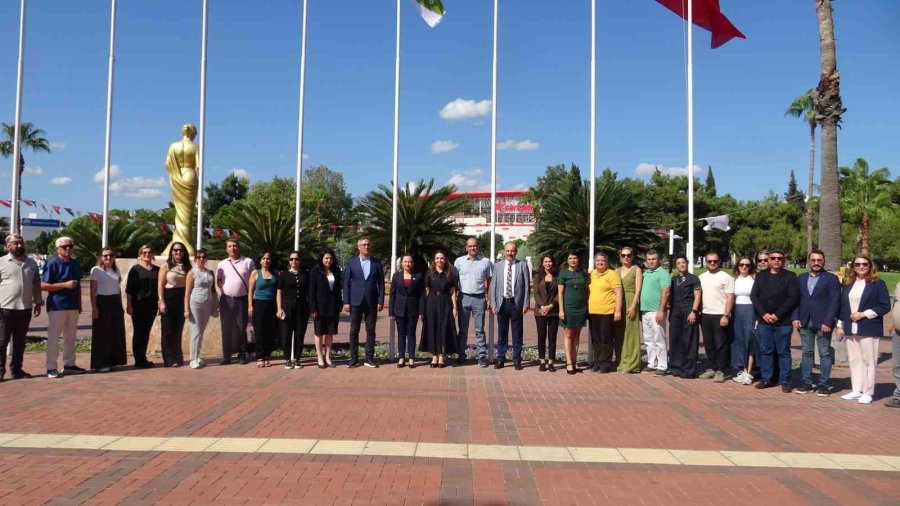 Antalya’ya Yeşil Bayrak Onuru: Atatürk Kültür Parkı Uluslararası Ödüle Layık Görüldü