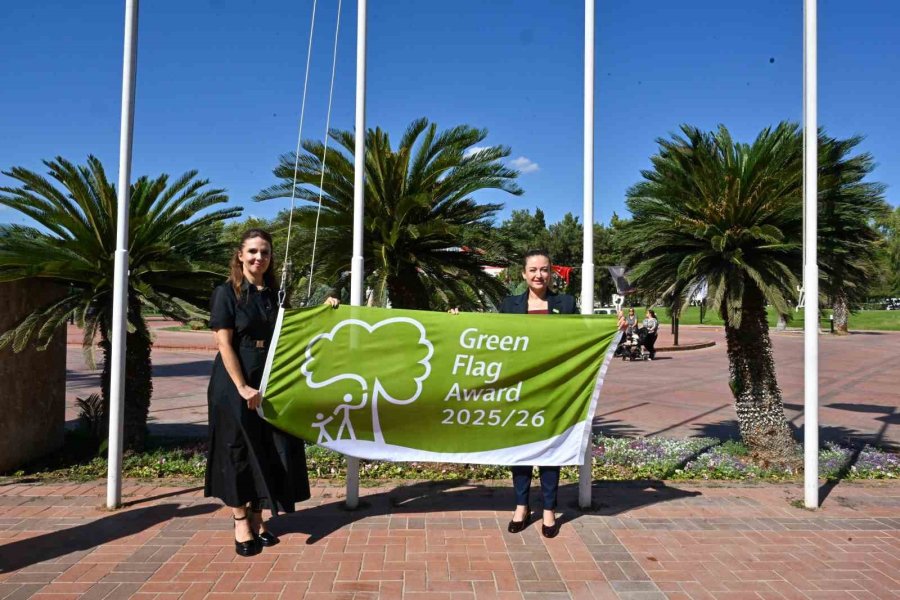 Antalya’ya Yeşil Bayrak Onuru: Atatürk Kültür Parkı Uluslararası Ödüle Layık Görüldü