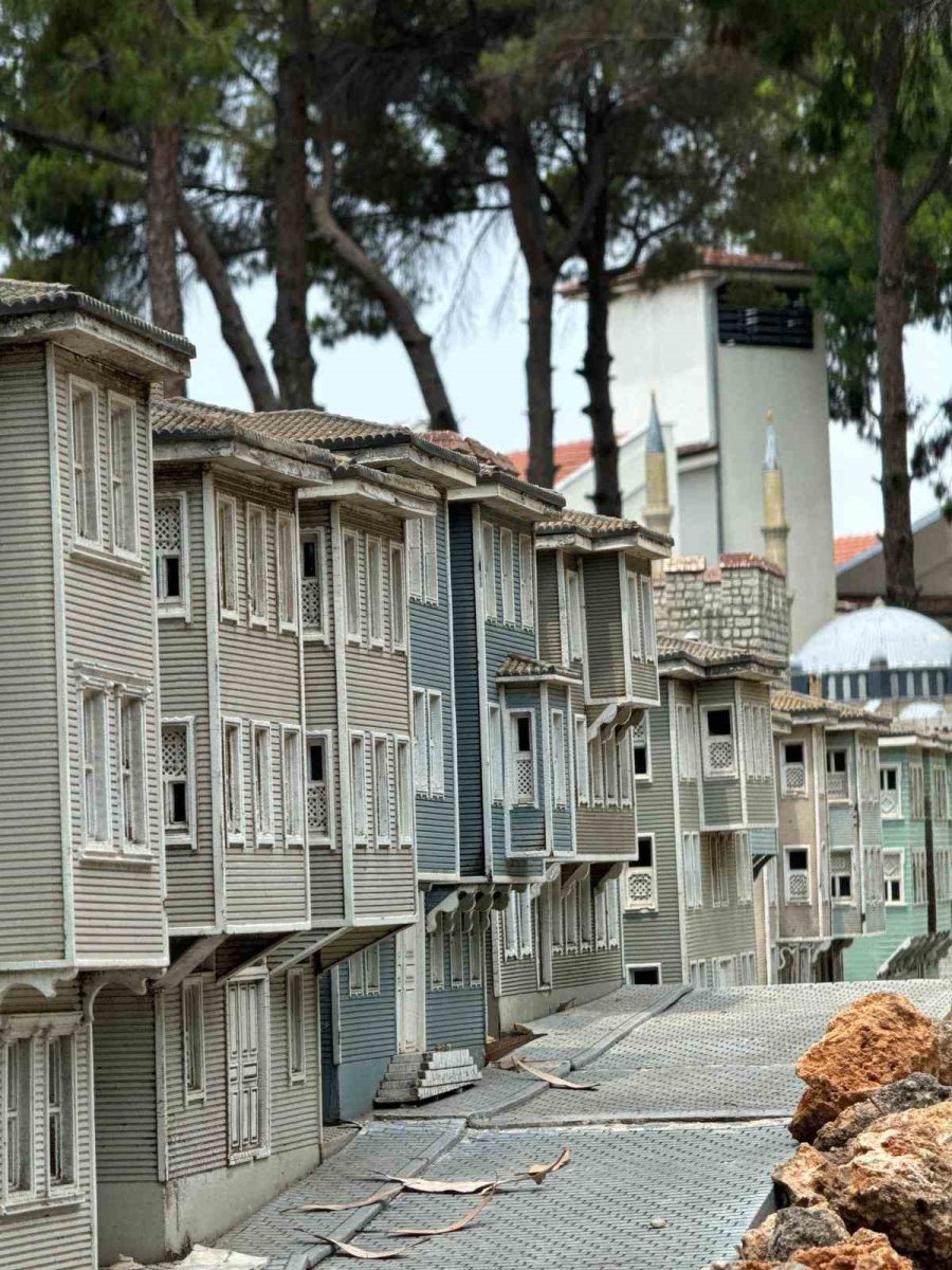 Türkiye’nin 81 İlindeki Mimari Eserler Minyatürleriyle Sergileniyor