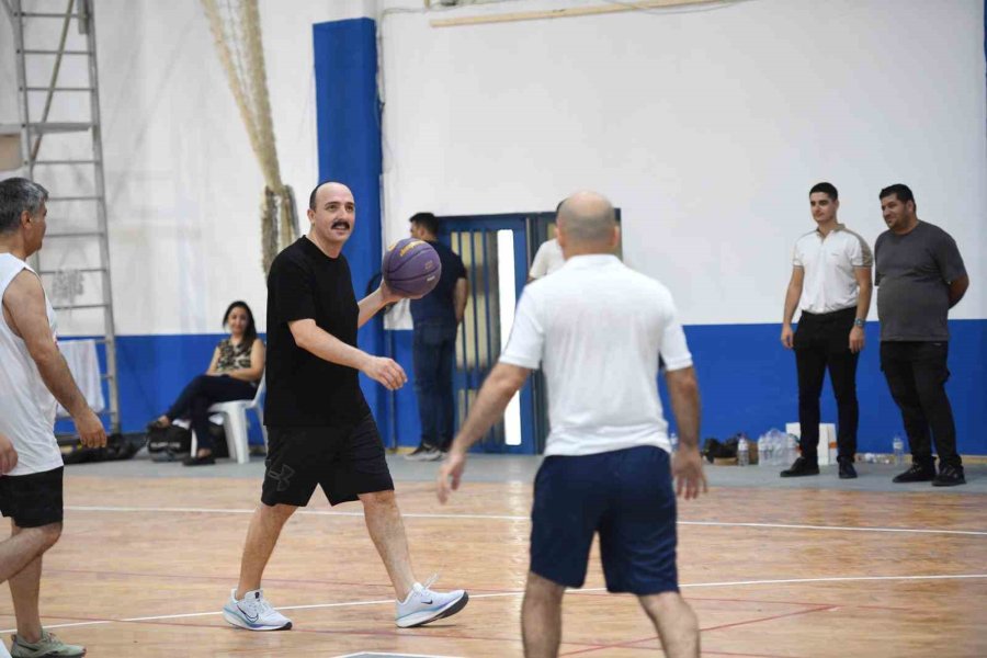 Yeni Tesiste İlk Maç Başkan Kotan’dan