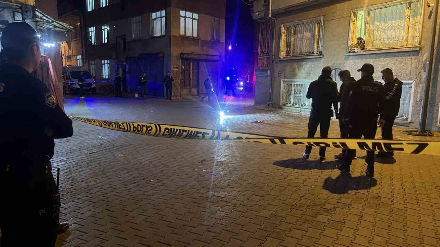 Yan Bakma Kavgasında 5 Yaşındaki Çocuk Hayatını Kaybetti