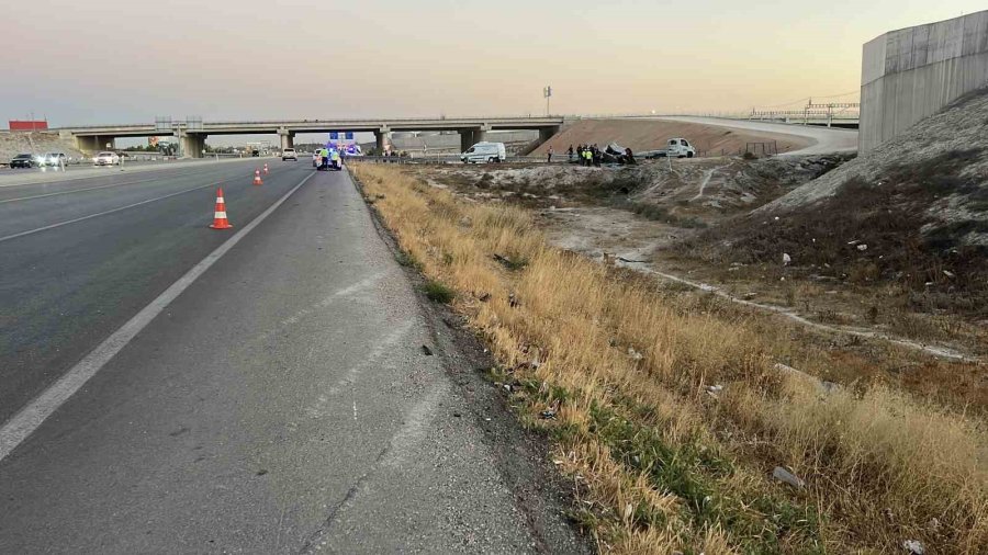 Konya’da Yol Kenarına Uçan Otomobilin Sürücüsü Hayatını Kaybetti