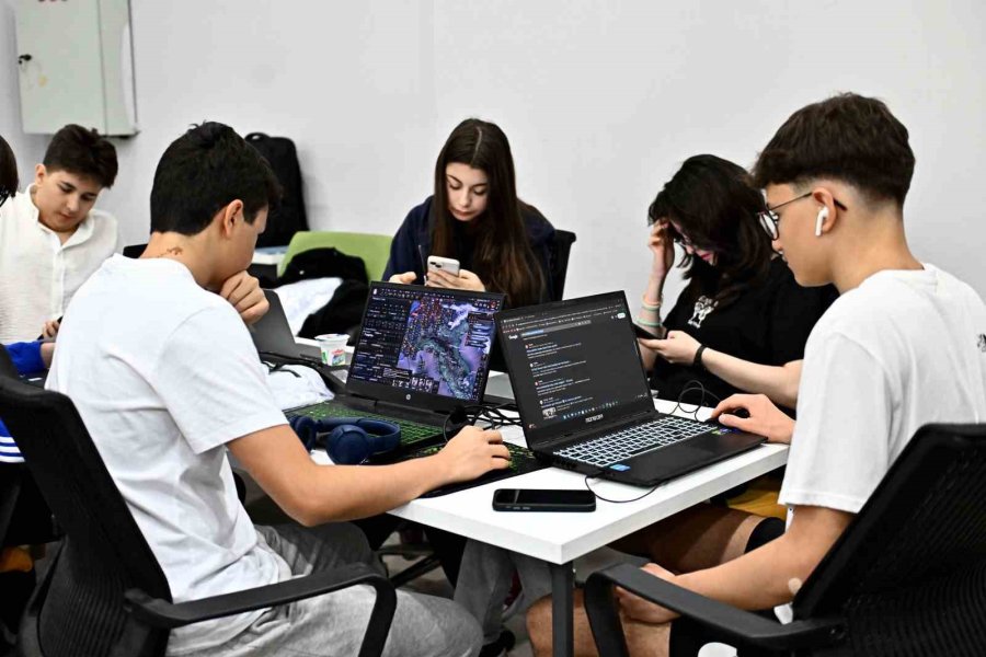 Assim, Nasa’nın Uluslararası Uzay Uygulamaları Yarışması’na Ev Sahipliği Yaptı