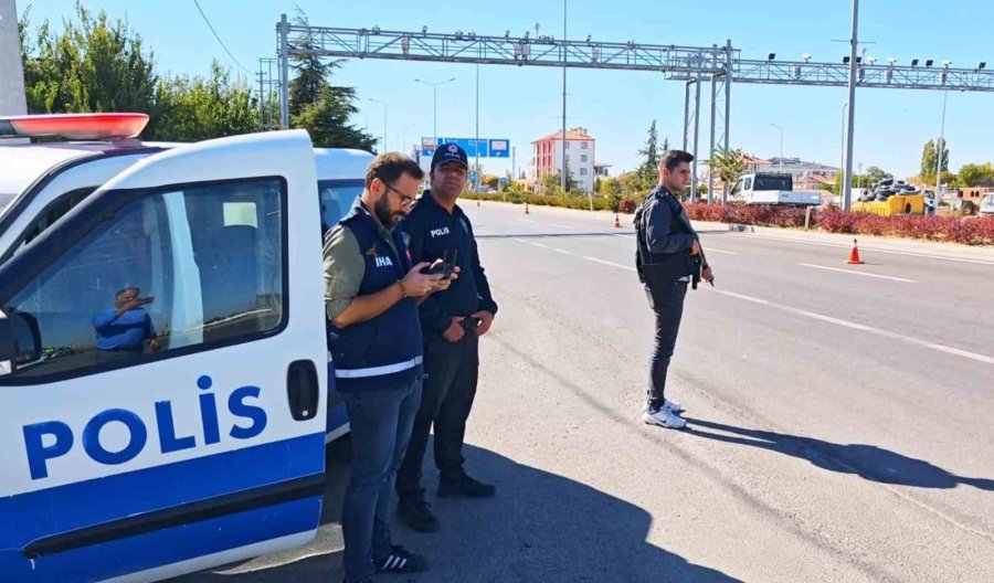 Aksaray’da Dron Destekli Kırmızı Işık Denetimi