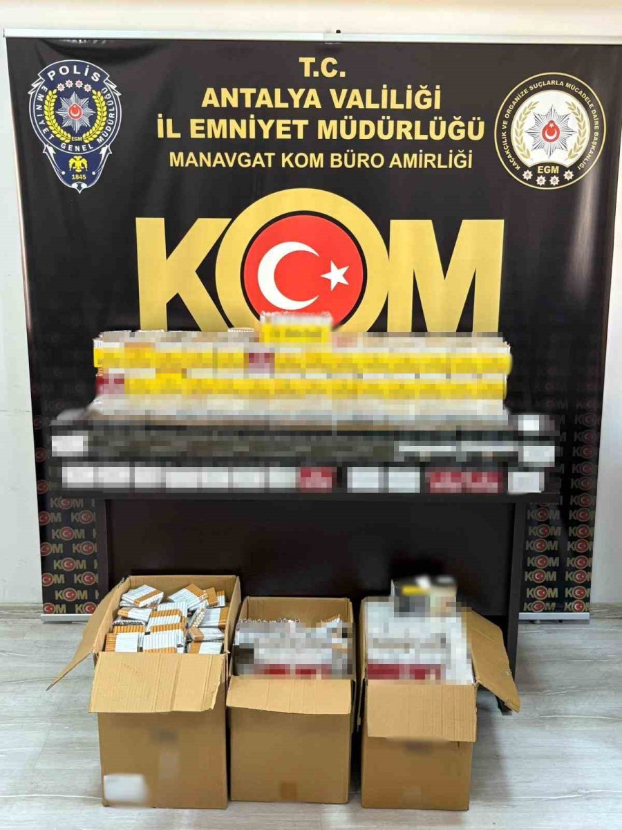 Antalya’da Çok Sayıda Kaçak Ürün Ele Geçirildi