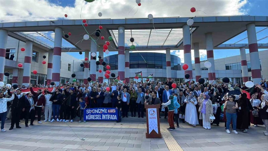 Kmü’de Üniversite Öğrencileri Ve Akademisyenler Gazze İçin Yürüdü