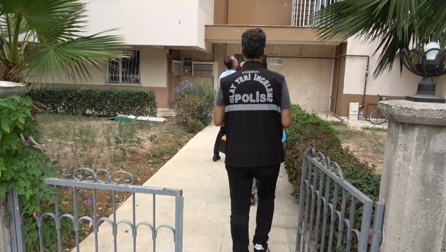Annesiyle Birlikte Yaşadığı Evde Ölü Bulundu