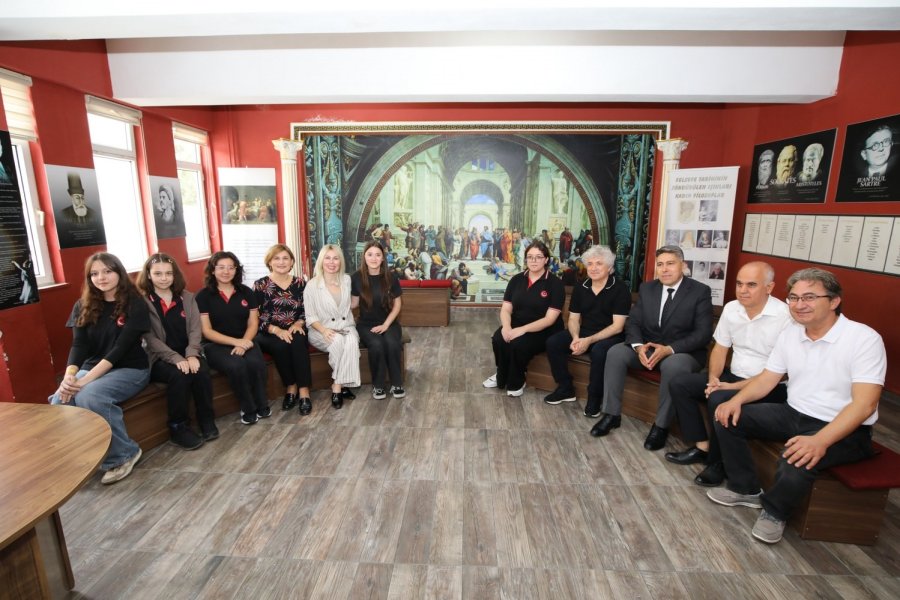 Prof. Dr. Ömer Özkan:" Sma Tedavisi Patentini Bir Kişi Aldığı İçin Başkası Üretemiyor, 2 Milyon Dolar Verilmek Zorunda Kalınıyor"