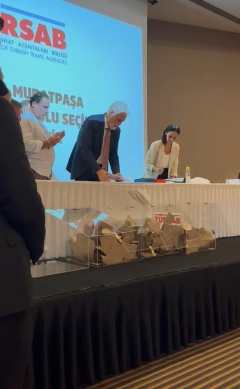 Türsab Muratpaşa Seçiminde Tekme Ve Yumruklar Konuştu