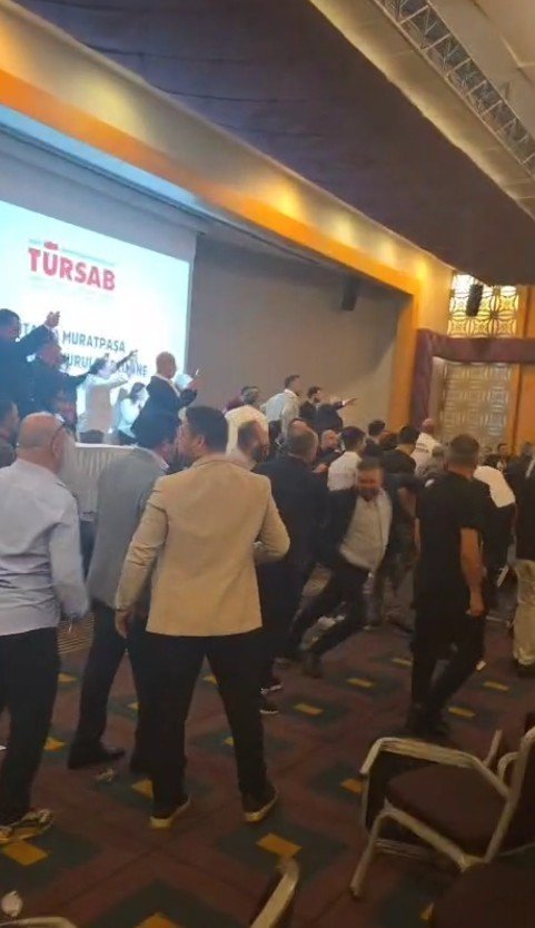 Türsab Muratpaşa Seçiminde Tekme Ve Yumruklar Konuştu