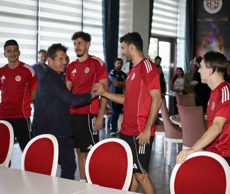 Antalyaspor’da Emre Belözoğlu Dönemi Sona Erdi