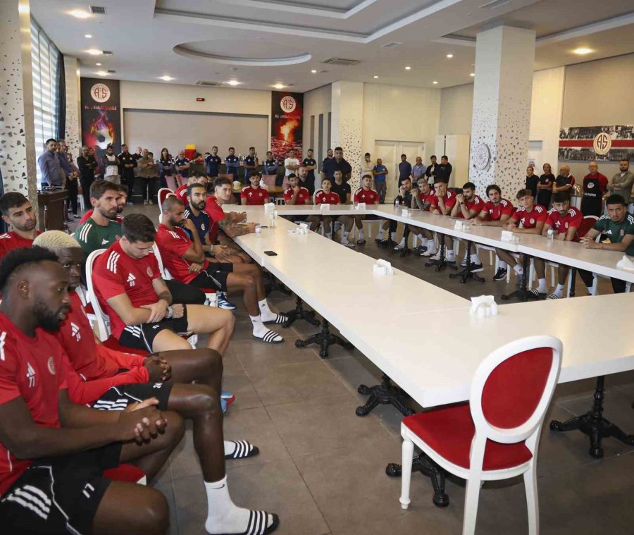 Antalyaspor’da Emre Belözoğlu Dönemi Sona Erdi