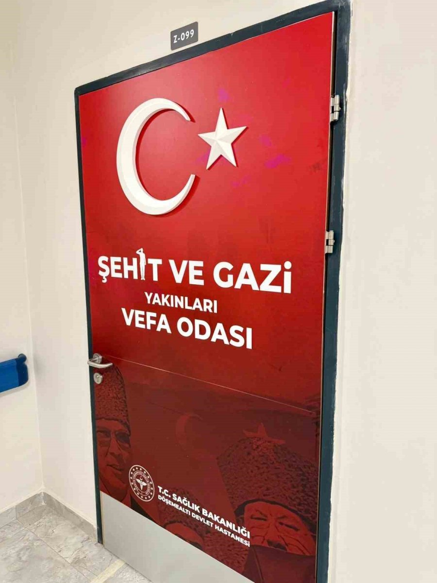 Döşemealtı Devlet Hastanesi’nde Türkiye’de Bir İlk: "vefa Odası" Hizmete Açıldı