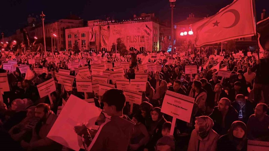 Konya’da Filistin’e Destek İçin Sessiz Yürüyüş