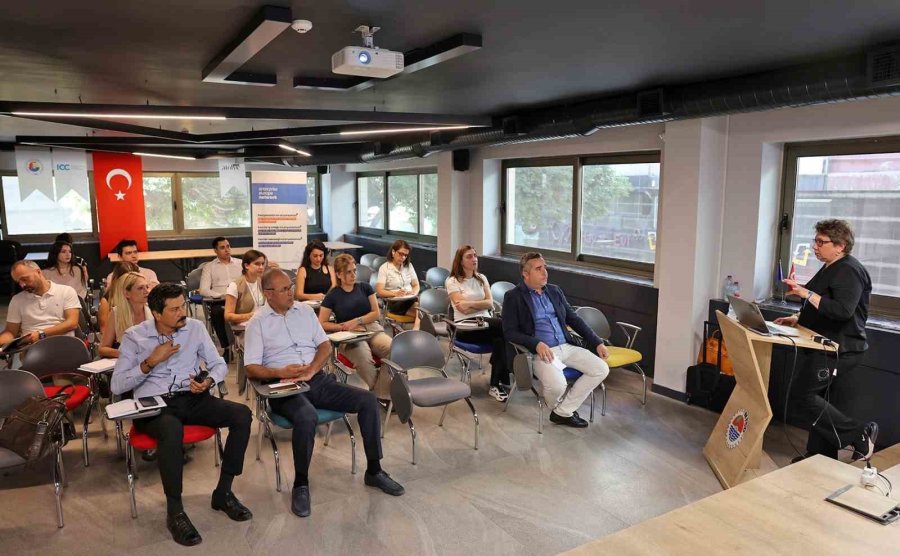 Mersin’de Yeşil Farkındalık Eğitimleri Başladı