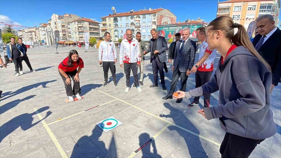 Karaman’da Amatör Spor Haftası Etkinlikleri Başladı