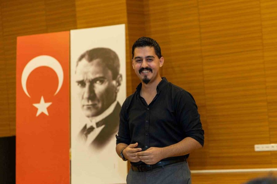 Manavgat Kent Tiyatrosu’nda Oyuncu Seçimleri Tamamlandı