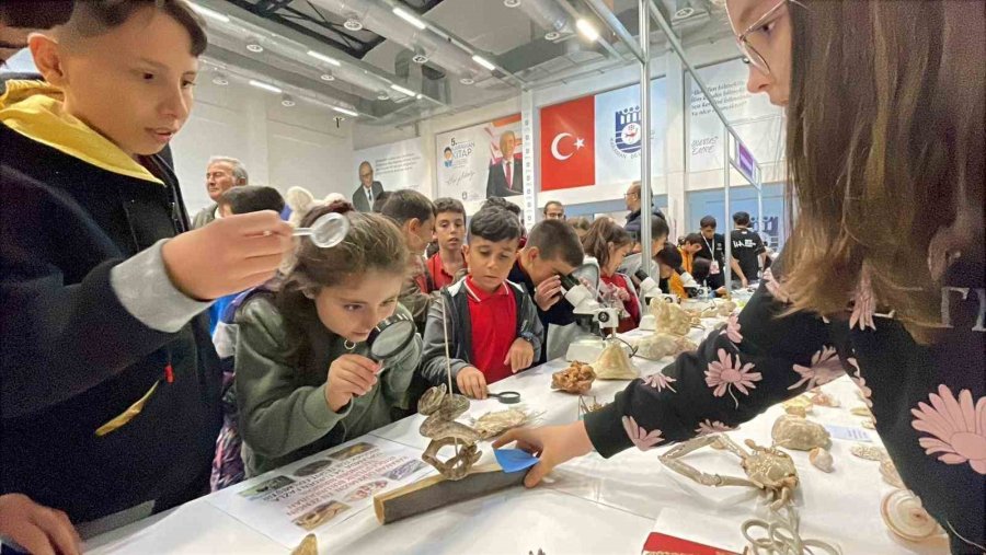 Karaman’da "keşfetmenin Neşeli Yolculuğu-2" Tübitak 4007 Bilim Şenliği Başladı