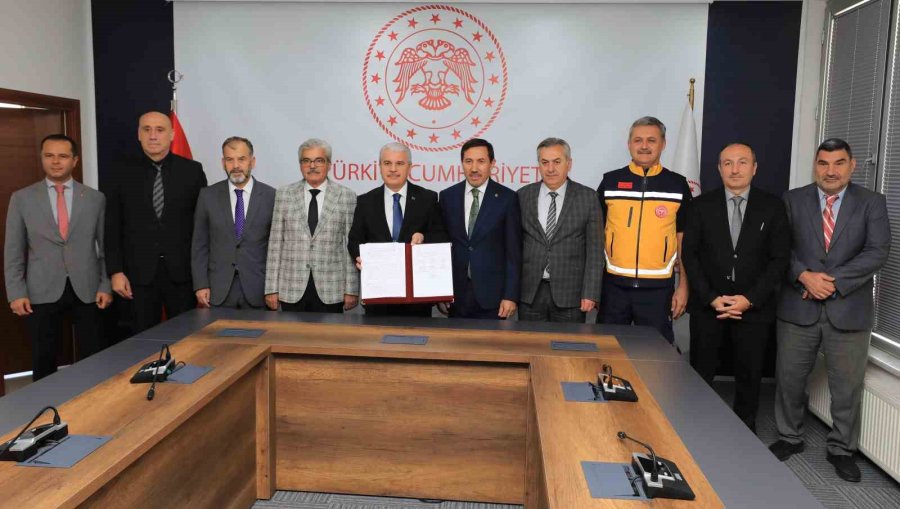 Karatay Belediyesi’nden Eğitim Hamlesi