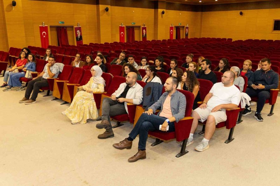 Manavgat Kent Tiyatrosu’nda Oyuncu Seçimleri Tamamlandı