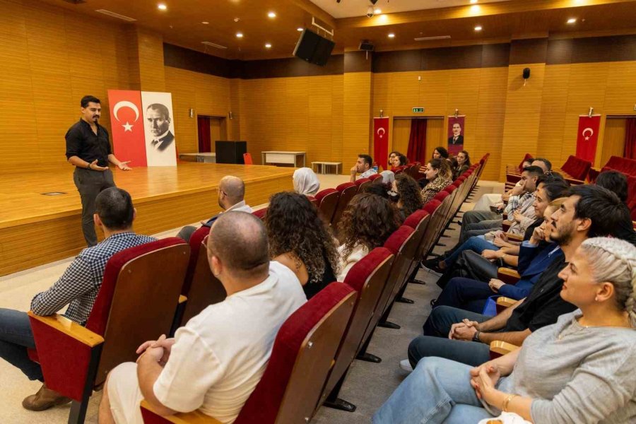 Manavgat Kent Tiyatrosu’nda Oyuncu Seçimleri Tamamlandı