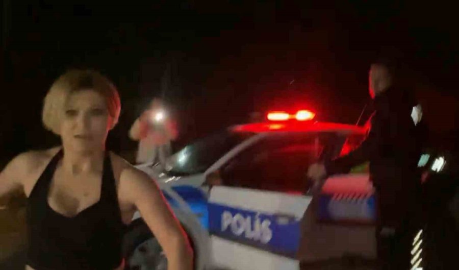 "babam Hakim, Valiyi Arayacağım" Deyip Polisi Tehdit Ettiler