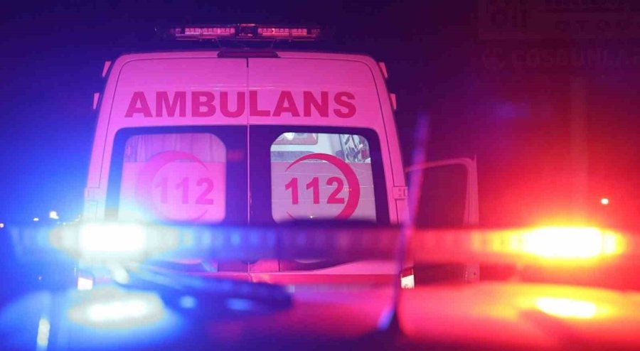 Komşusunu Döner Bıçağıyla Yaraladı, Tutuklandı