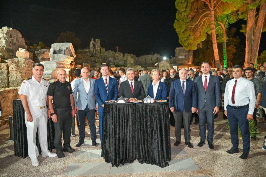 Avrupa’nın En İyi Kürekçileri Antalya’da Yarışıyor