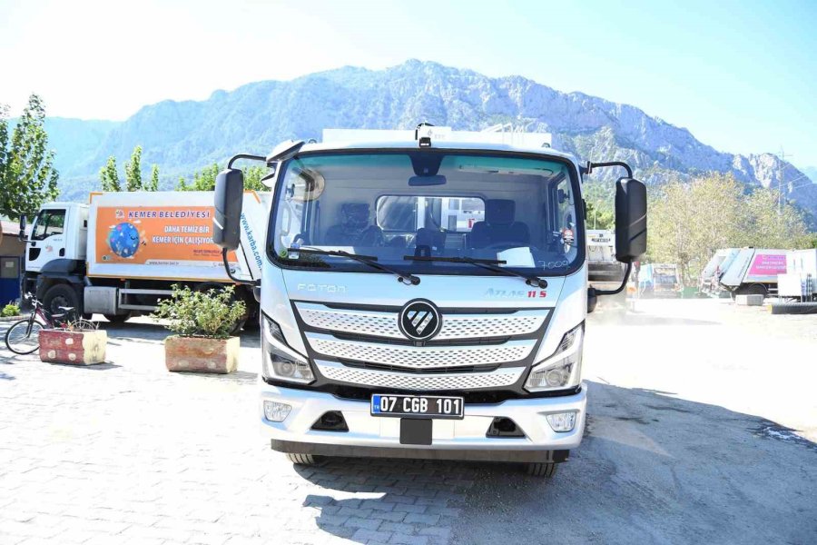 Kemer Belediyesi Araç Filosu Büyüyor