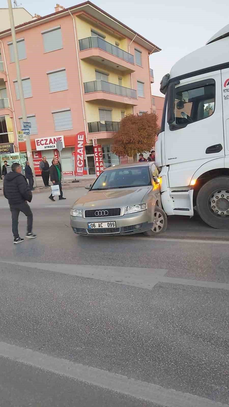 Kulu’da Tanker İle Otomobil Çarpıştı, Kaza Ucuz Atlatıldı