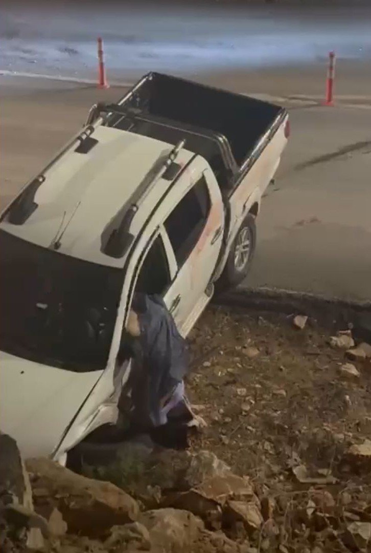 Tünel Çıkışı Feci Kaza Kamerada: Kamyonet Sürücüsü Hayatını Kaybetti