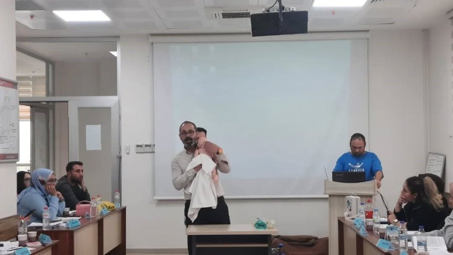 Niğde’de Yenidoğan Canlandırma Eğitimi Düzenlendi