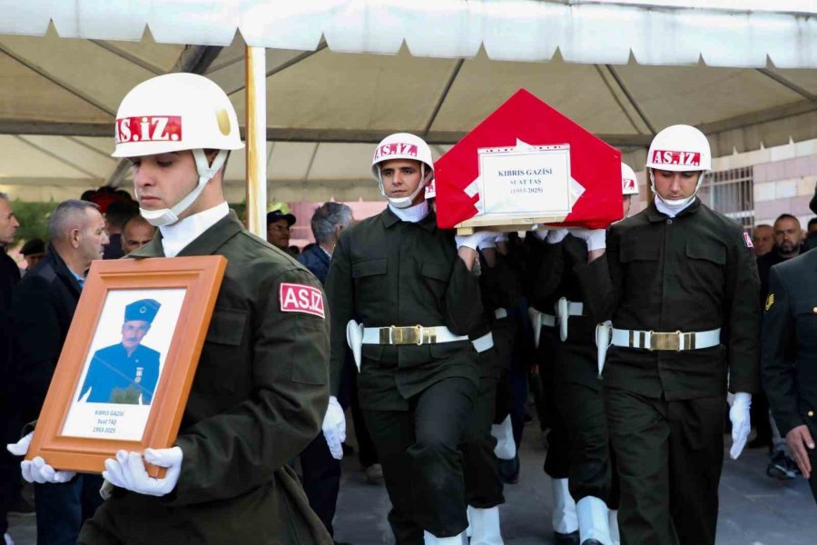 Kıbrıs Gazisi Suat Taş Son Yolculuğuna Uğurlandı