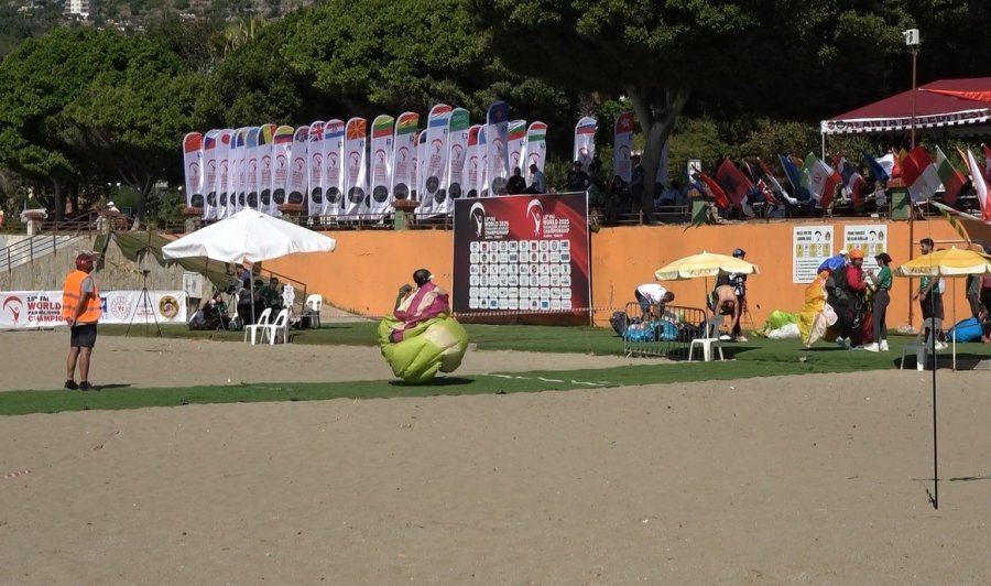 Dünya Yamaç Paraşütü Hedef Şampiyonası Alanya’da Başladı