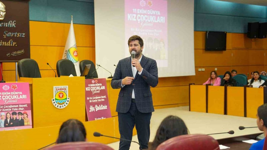 Tarsus’ta Meclis Koltukları Bu Kez Kız Çocuklarının Oldu